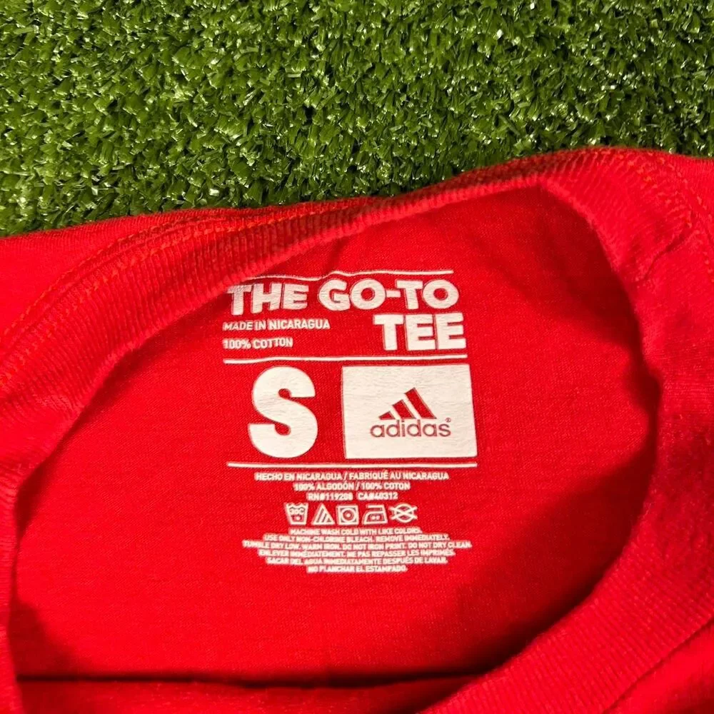 Adidas Men's Red T-shirt